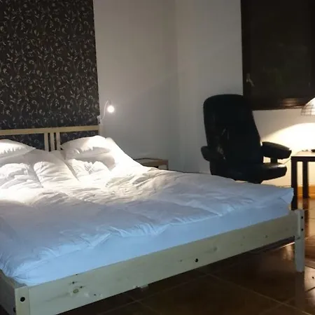 Incepcja Hostel *